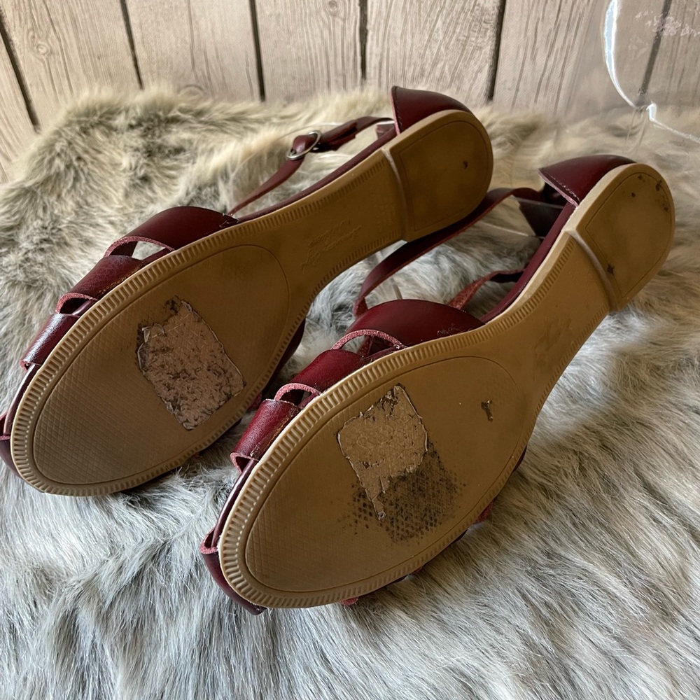COPY - American Eagle outfitters leather flat gladiator sandals - Picture 6 of 7